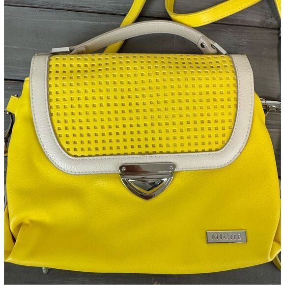 Miche Cori Hip Yellow Pineapple Crossbody bag. - Picture 4 of 5